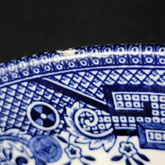 Vintage Churchill England Blue Willow Dinner Plate Chinoiserie - 9.625" *Chip - Picture 5 of 5